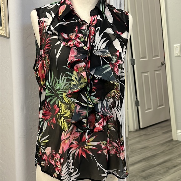 Semi sheer Lace Up Floral Black Top Clean, Nonsmoking home - Picture 9 of 10